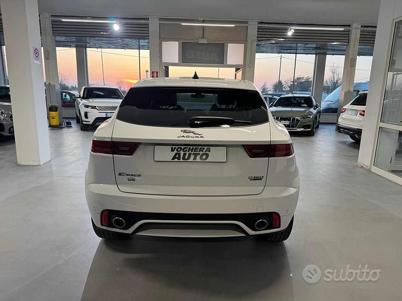 Usata Jaguar E-Pace R-Dynamic 150 CV (110 kW) 2021 Bianco SUV