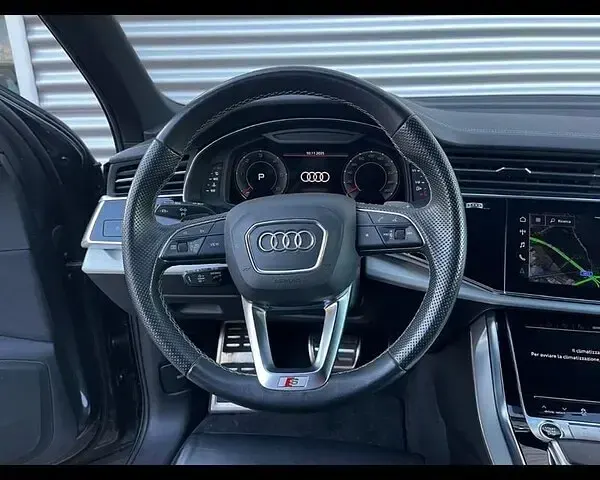 Usata Audi Q7 Sport 286 CV (210 kW) 2023 Grigiodaytonaperlato SUV