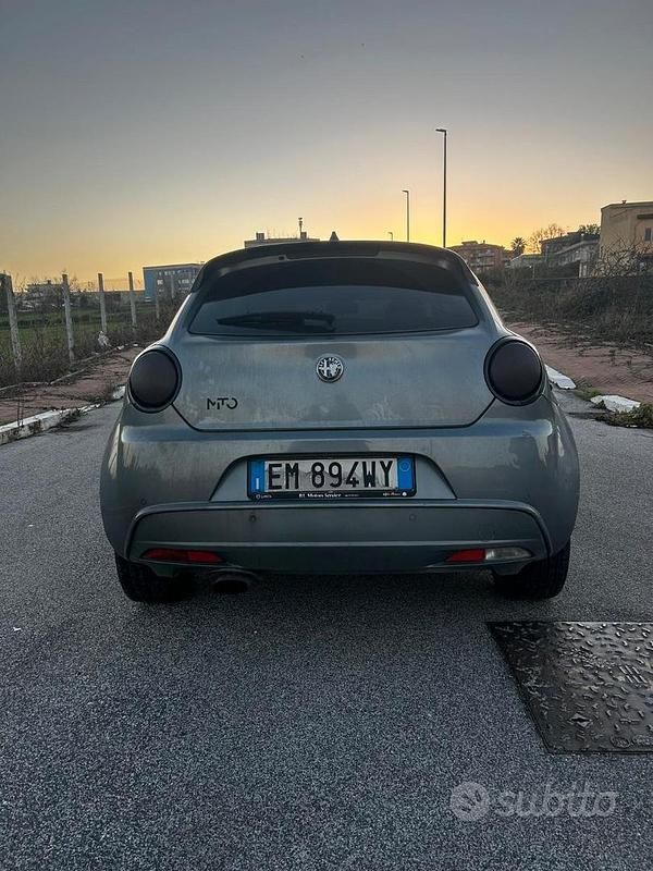 Usata Alfa Romeo MiTo 95 CV (69 kW) 2011 Grigio Utilitaria