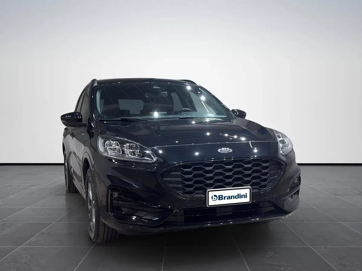 Usata Ford Kuga ST-Line 152 CV (111 kW) 2023 Nero SUV