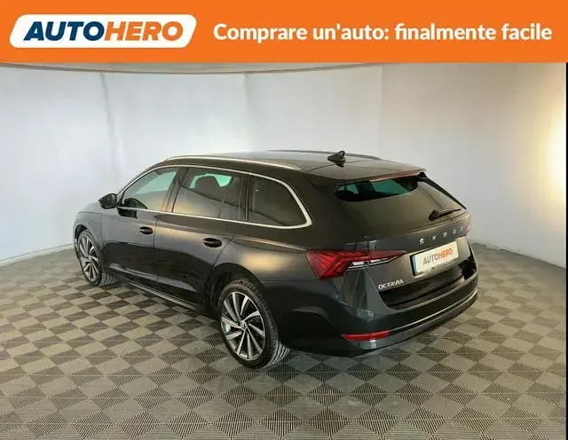 Usata Skoda Octavia Style 150 CV (110 kW) 2024 Nero Station wagon