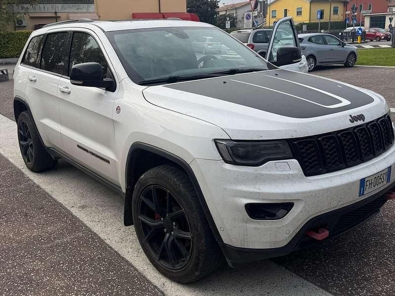 Usata Jeep Grand Cherokee Trailhawk 250 CV (183 kW) 2017 Bianco SUV
