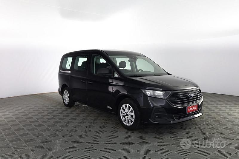 Usata Ford Tourneo Connect 102 CV (75 kW) 2025 Ink black Monovolume