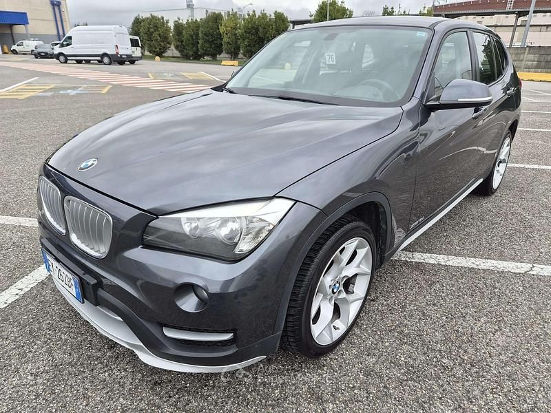 Usata BMW X1 Sport Line 143 CV (105 kW) 2014 Grigio SUV