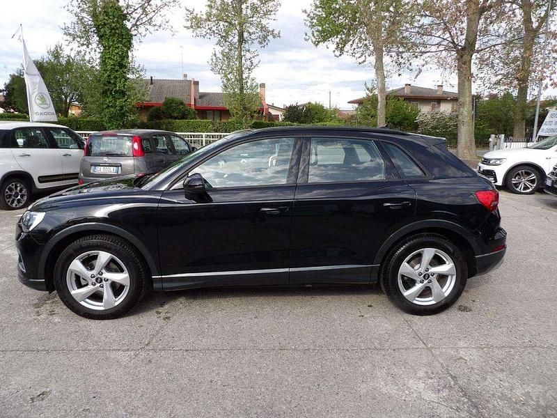 Usata Audi Q3 Advanced 150 CV (110 kW) 2022 Nero SUV