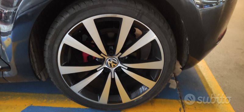 Usata VW Beetle 210 CV (154 kW) 2013 Nero Utilitaria