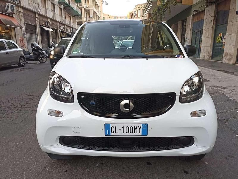 Usata Smart ForTwo Electric Drive Prime 41 kW (56 CV) 2018 Bianco Berlina