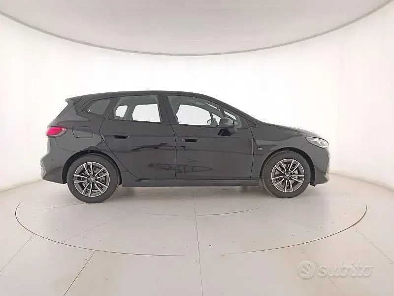 Usata BMW 218 Active Tourer M Sport 150 CV (110 kW) 2025 Nero Monovolume