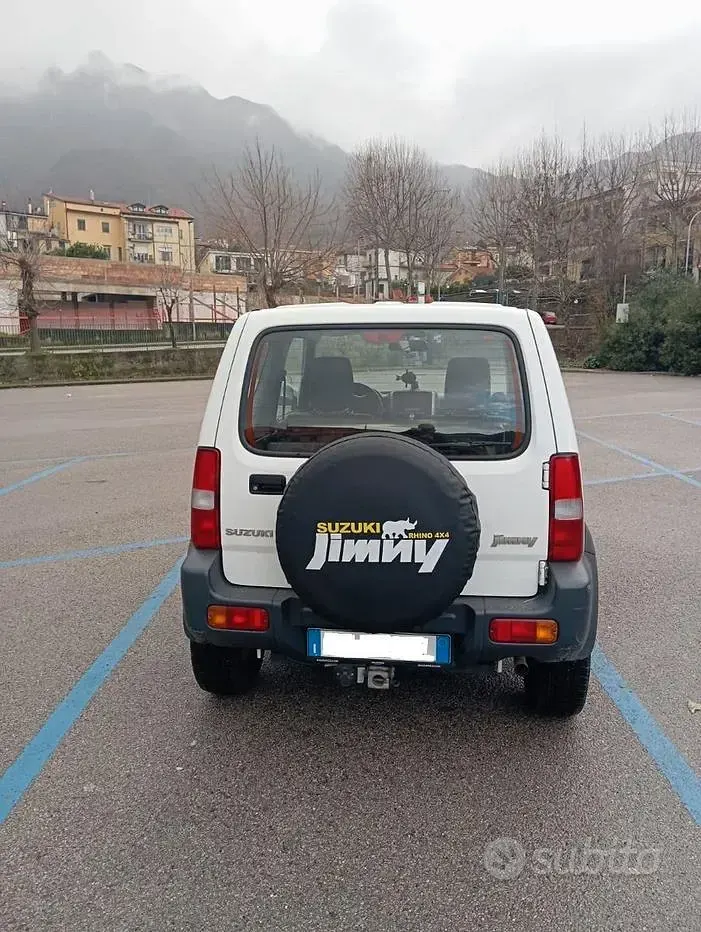Usata Suzuki Jimny 85 CV (62 kW) 2018 Bianco SUV
