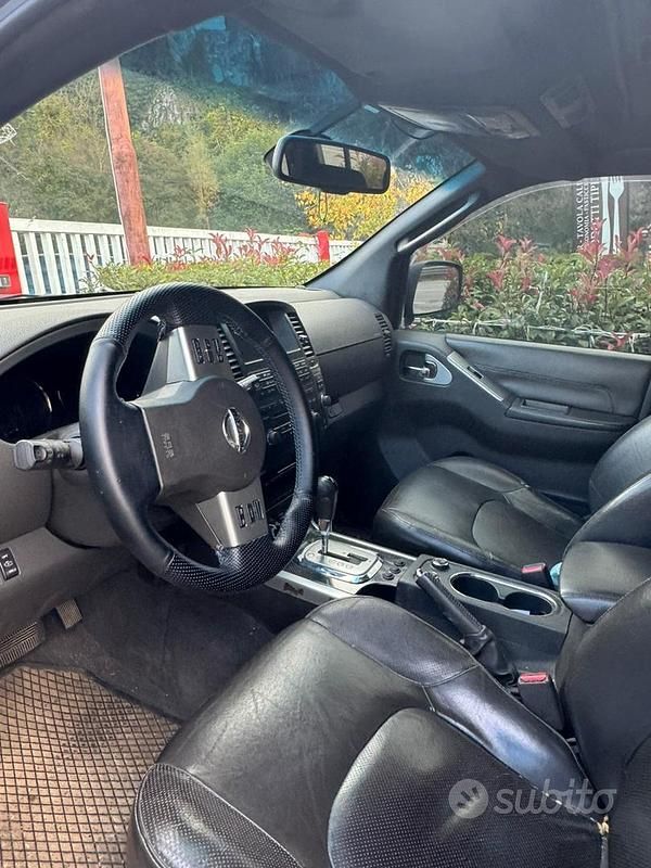 Usata Nissan Pathfinder 190 CV (139 kW) 2010 Grigio SUV