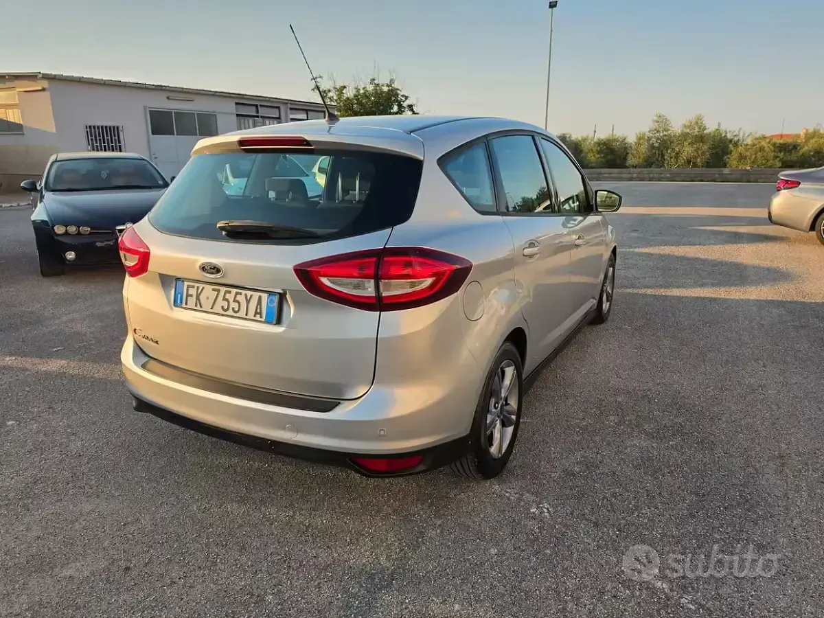 Usata Ford C-MAX Business Edition 120 CV (88 kW) 2017 Grigio Monovolume