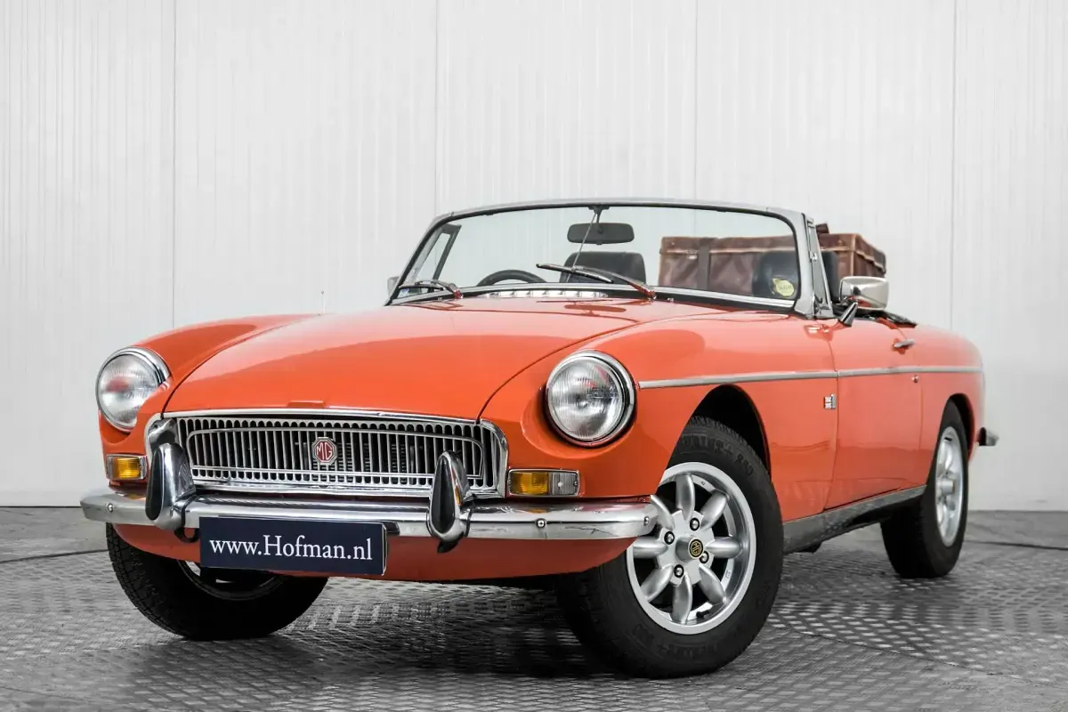 Usata MG B 97 CV (71 kW) 1972 Arancione Cabrio