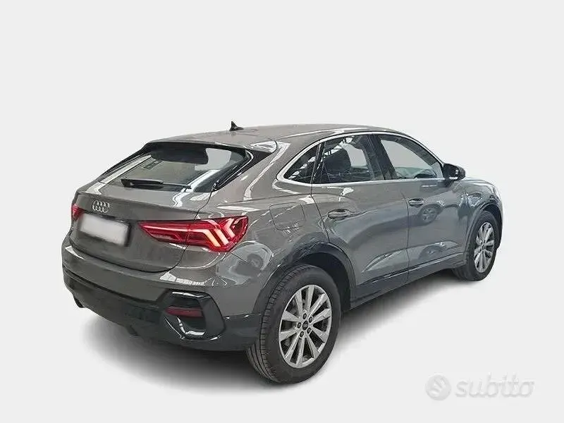 Usata Audi Q3 Sportback Business Plus 150 CV (110 kW) 2025 Grigio SUV