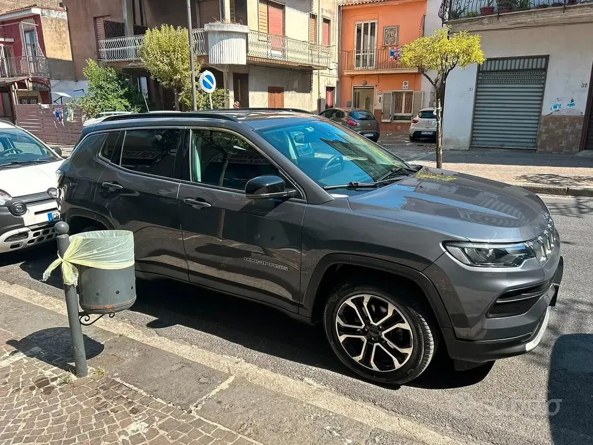 Usata Jeep Compass Limited 131 CV (96 kW) 2023 Grigio SUV