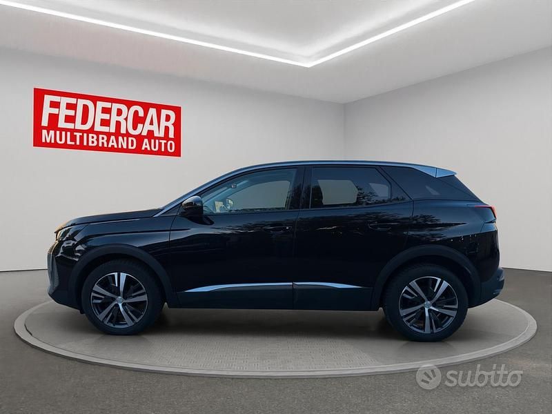 Usata Peugeot 3008 Allure 131 CV (96 kW) 2022 Nero SUV