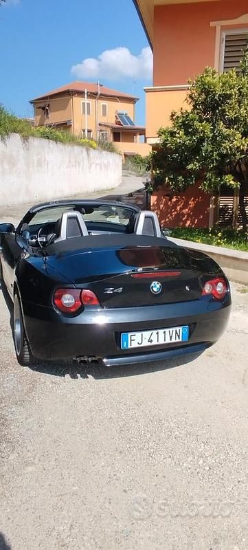 Usata BMW Z4 170 CV (125 kW) 2005 Nero Cabrio