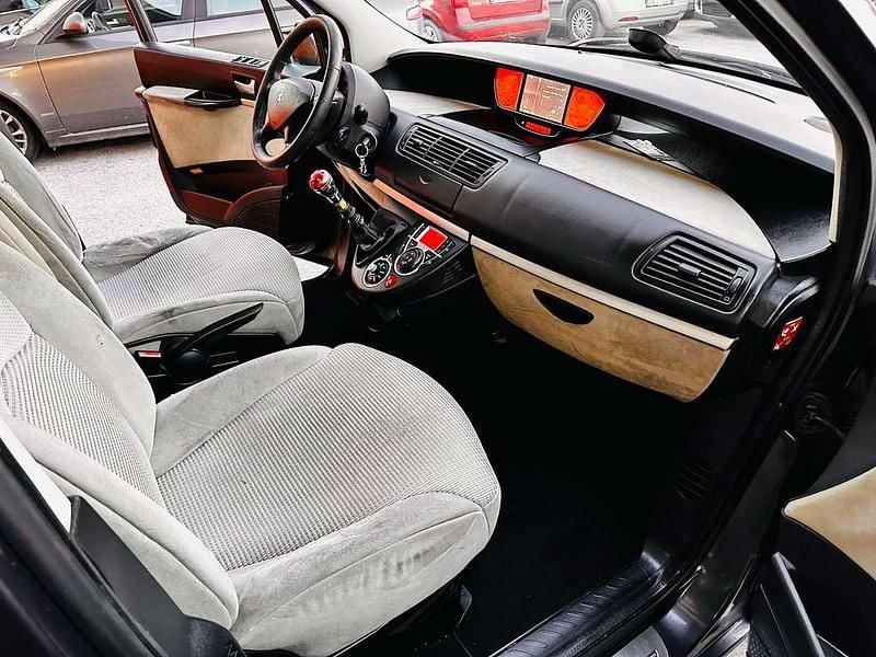 Usata Peugeot 807 136 CV (100 kW) 2009 Nero Monovolume