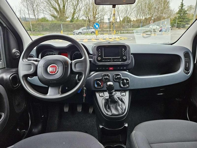 Begagnad Fiat Panda City Life 69 HK (50 kW) 2023 Vit Halvkombi