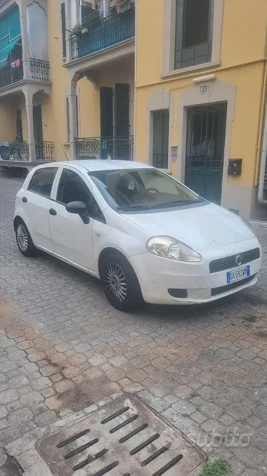 Usata Fiat Grande Punto 77 CV (56 kW) 2009 Utilitaria
