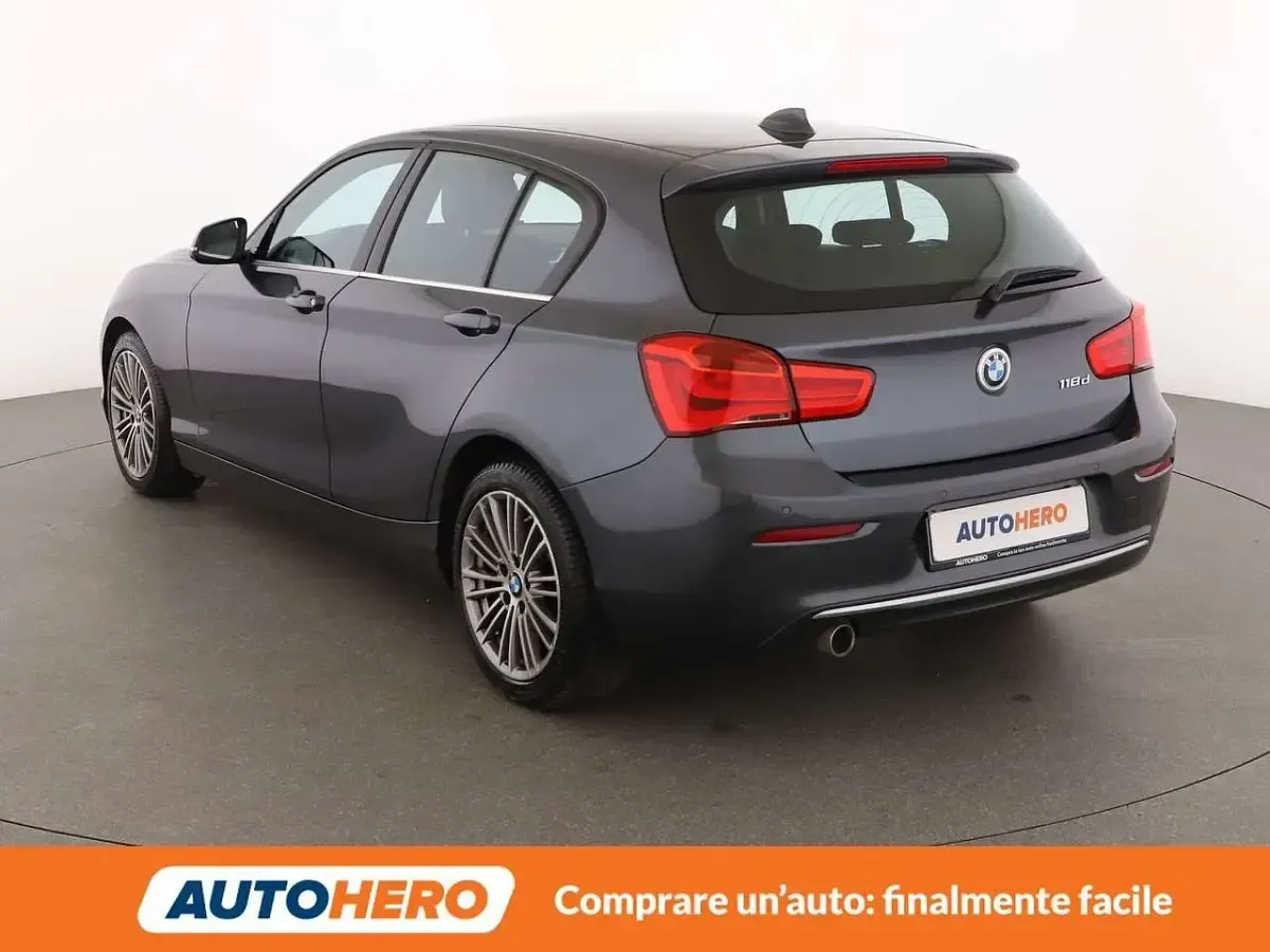 Brugt BMW 118 Urban Line 150 HK (110 kW) 2018 Grå Hatchback