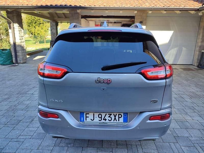 Usata Jeep Cherokee Overland 200 CV (147 kW) 2017 Grigio SUV