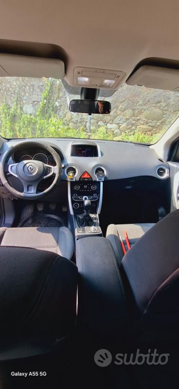 Usata Renault Koleos 150 CV (110 kW) 2011 Grigio SUV