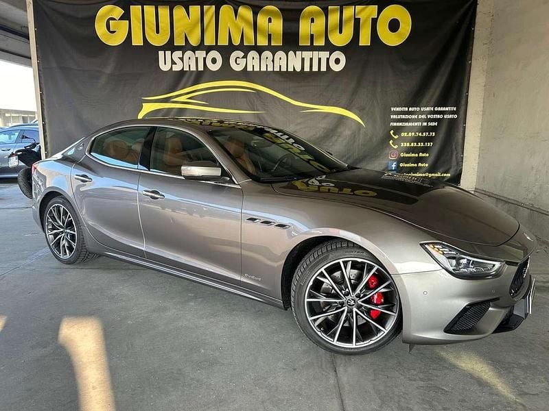 Usata Maserati Ghibli 250 CV (183 kW) 2021 Grigio Berlina