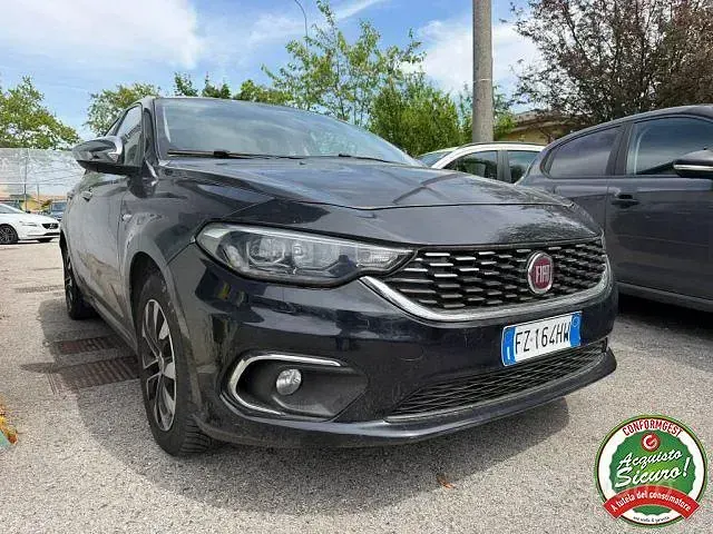 Usata Fiat Tipo Mirror 120 CV (88 kW) 2019 Blu Berlina