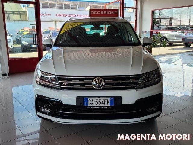 Usata VW Tiguan R-line BlueMotion 131 CV (96 kW) 2020 Bianco pastello SUV