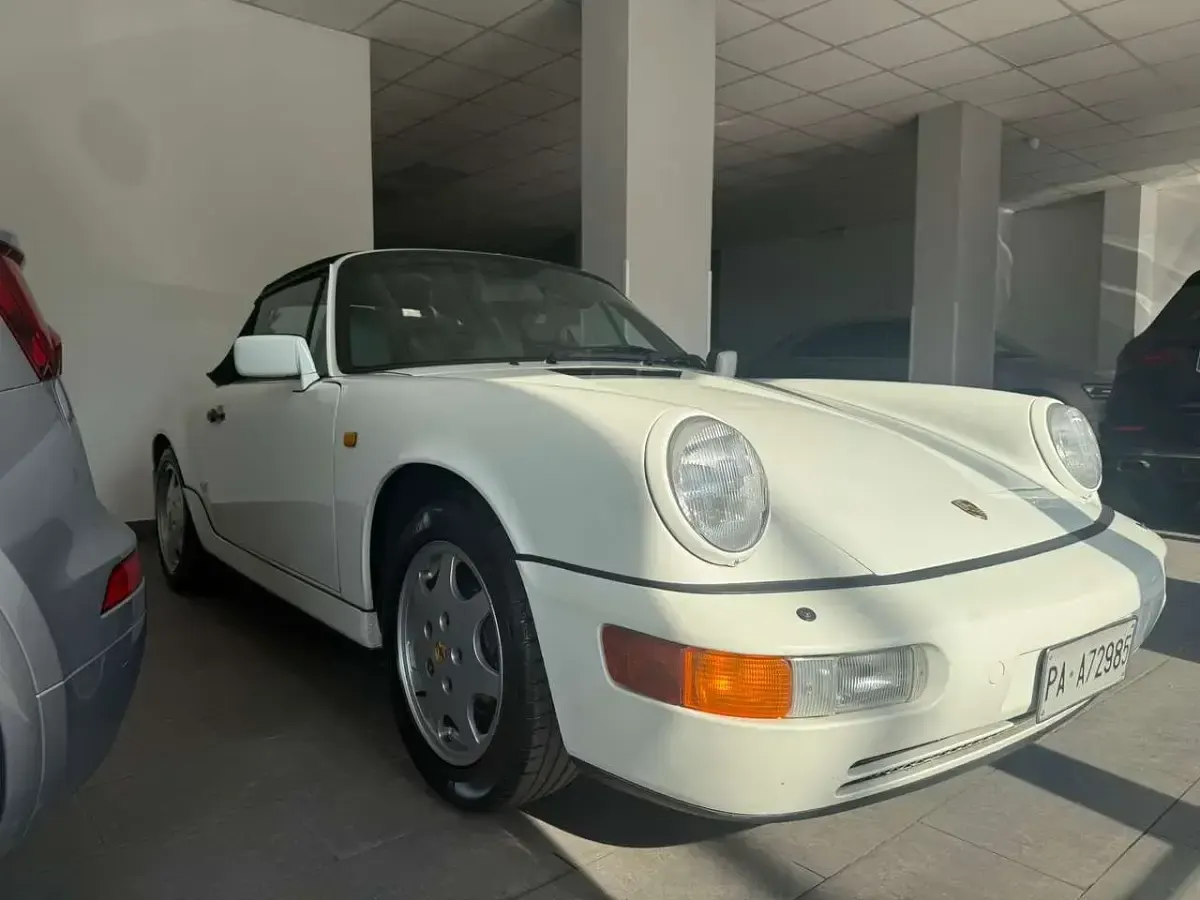Usata Porsche 911 Carrera Cabriolet 250 CV (183 kW) 1990 Bianco Cabrio
