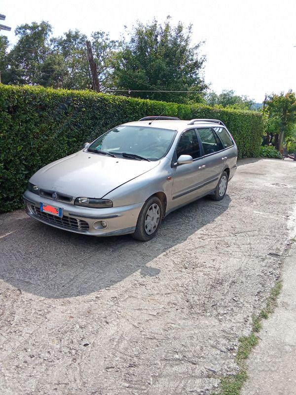 Usata Fiat Marea 110 CV (80 kW) 2001 Grigio Station wagon