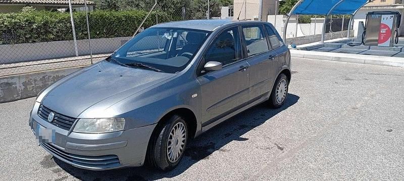 Usata Fiat Stilo Active 95 CV (69 kW) 2004 Argento Station wagon