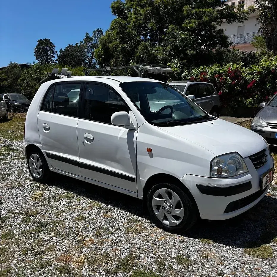 Usata Hyundai Atos Active 59 CV (43 kW) 2005 Bianco Utilitaria