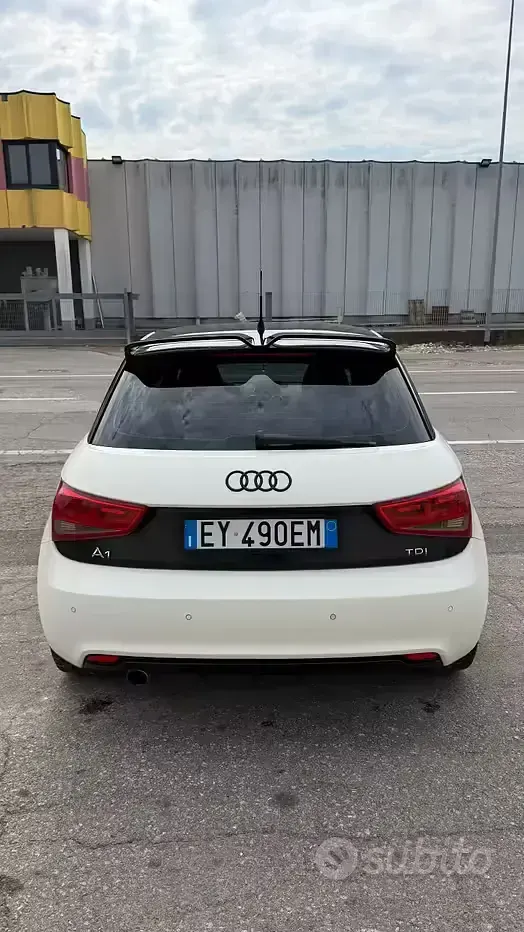Usata Audi A1 S-Line 90 CV (66 kW) 2013 Bianco Utilitaria