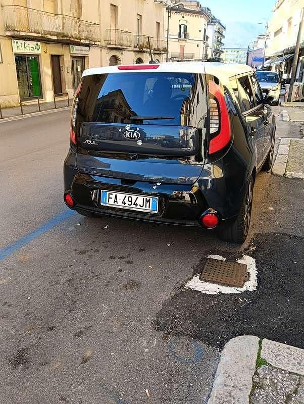 Usata Kia Soul 136 CV (100 kW) 2015 Grigio SUV