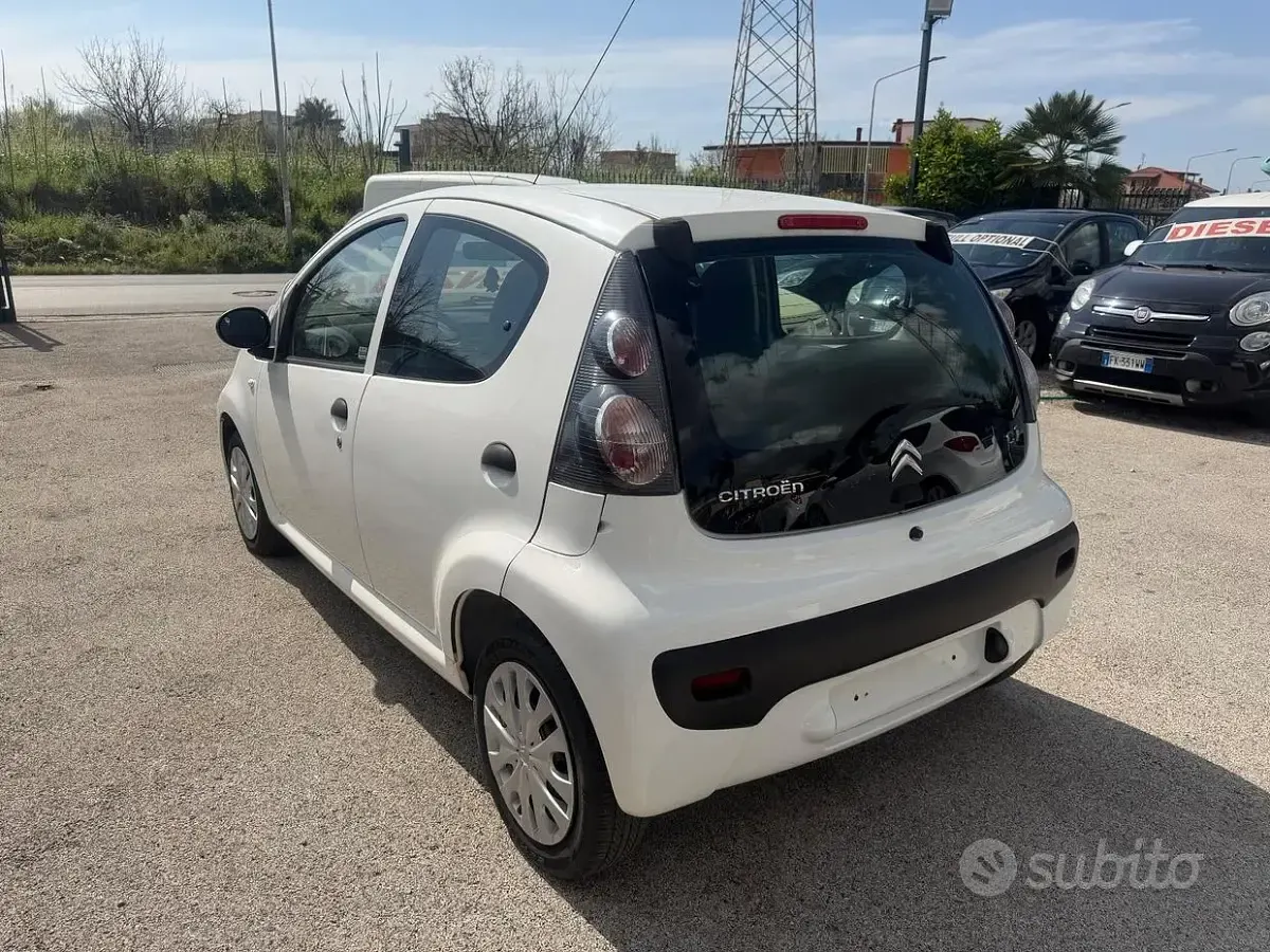 Usata Citroën C1 68 CV (50 kW) 2013 Bianco Utilitaria
