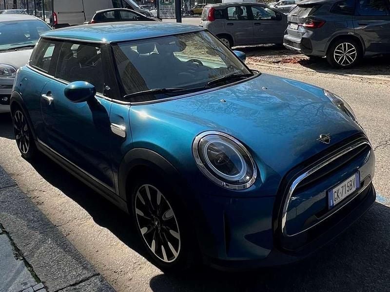 Blu/azzurro Usata 2022 Mini ONE Essential Due volumi | 19.400 € (Ottimo prezzo) - Immagine 1/4
