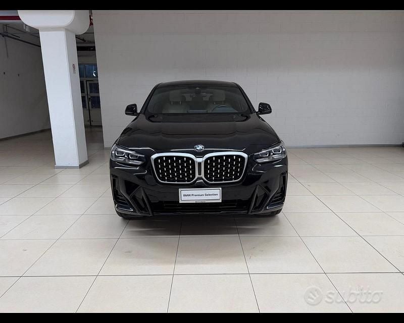Usata BMW X4 M Sport 190 CV (139 kW) 2024 Nero SUV