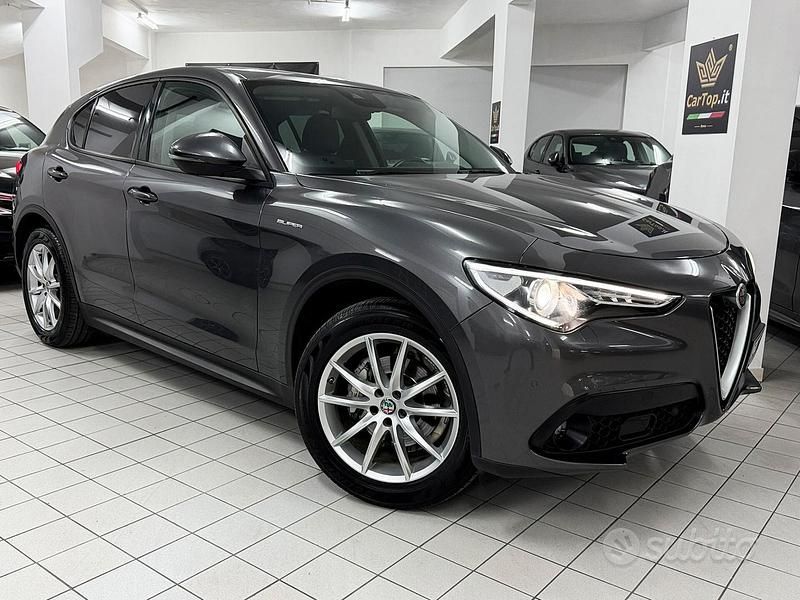 Usata Alfa Romeo Stelvio Executive 190 CV (139 kW) 2021 Grigio SUV
