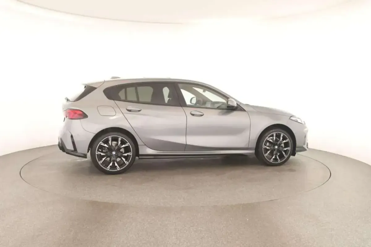 Usata BMW 120 M Sport 156 CV (114 kW) 2024 Grigio Utilitaria