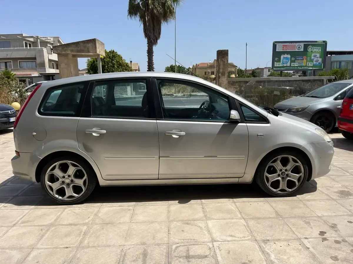 Usata Ford C-MAX 109 CV (80 kW) 2007 Argento Monovolume