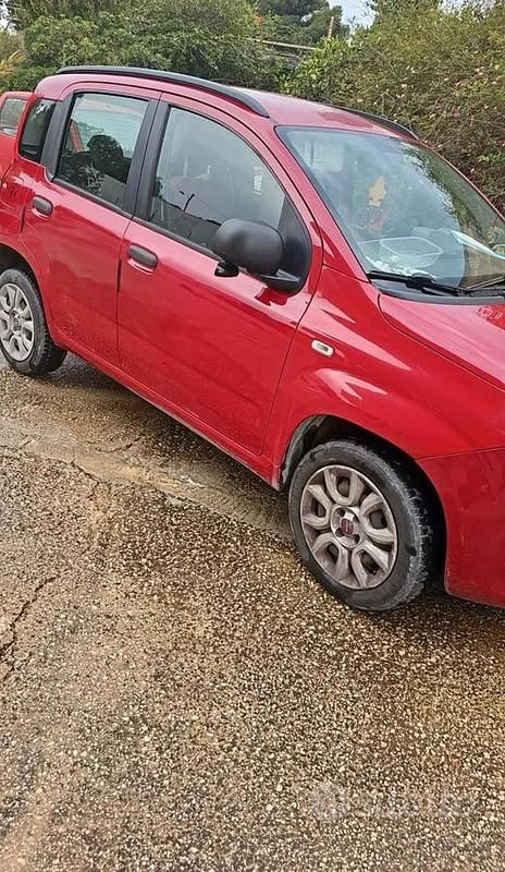 Usata Fiat Panda 2012 Rosso Utilitaria