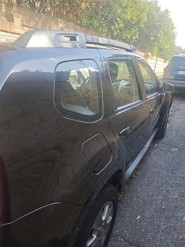 Usata Dacia Duster 109 CV (80 kW) 2016 Nero SUV