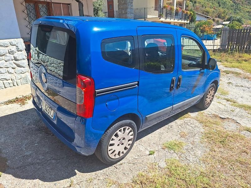 Usata Fiat Qubo Trekking 73 CV (53 kW) 2009 Blu Monovolume