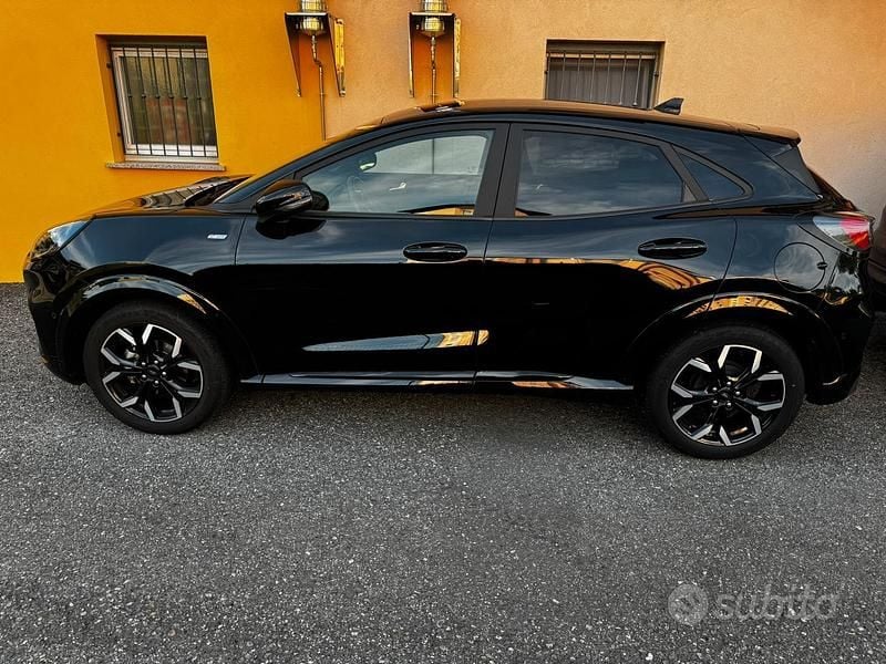Usata Ford Puma ST-Line X 125 CV (91 kW) 2023 Nero Berlina
