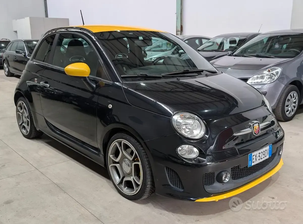 Usata Abarth 500 Custom 135 CV (99 kW) 2014 Nero Berlina