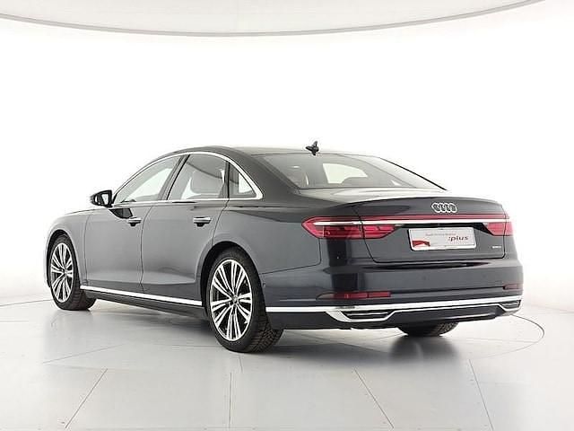 Usata Audi A8 Comfort 286 CV (210 kW) 2021 Blu/azzurro Berlina