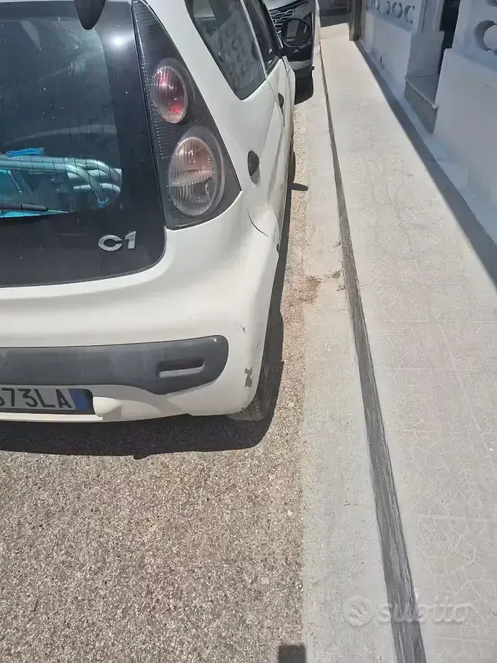 Usata Citroën C1 68 CV (50 kW) 2010 Bianco Utilitaria