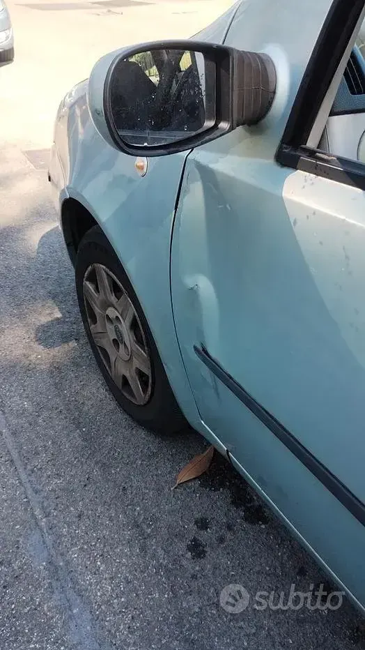 Usata Fiat Punto 60 CV (44 kW) 2004 Utilitaria