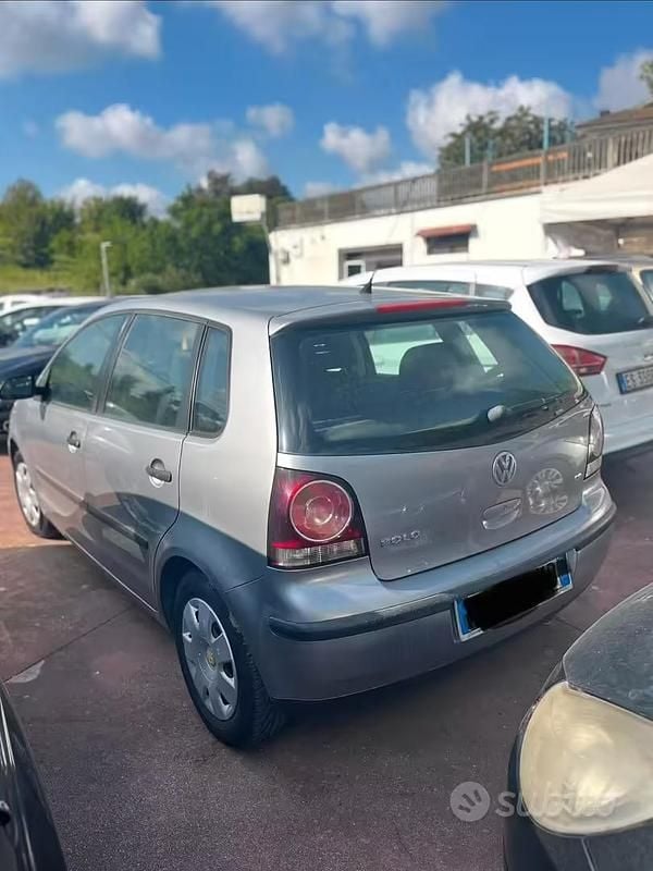 Usata VW Polo Comfortline 70 CV (51 kW) 2009 Grigio Utilitaria